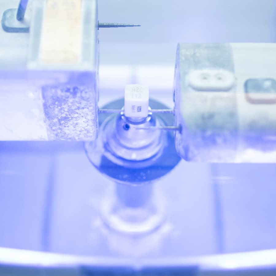 Maschine zur Herstellung eines Zahnersatzes